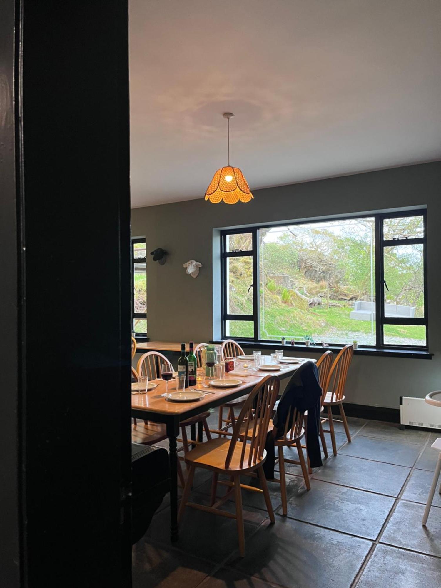 Ben Lettery Hostel Ballynahinch Exteriör bild
